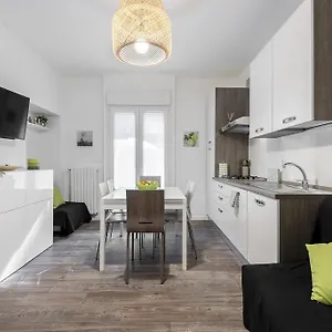 Stayeasy Filzi11 - 3 Bedrooms, 2 Baths - Station Milan